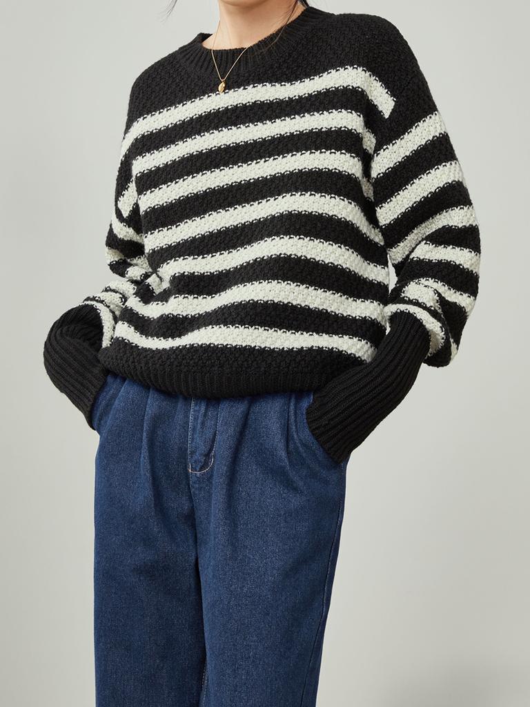 WEDNESDAY DELIGHT Loose Marine Stripe Sweater