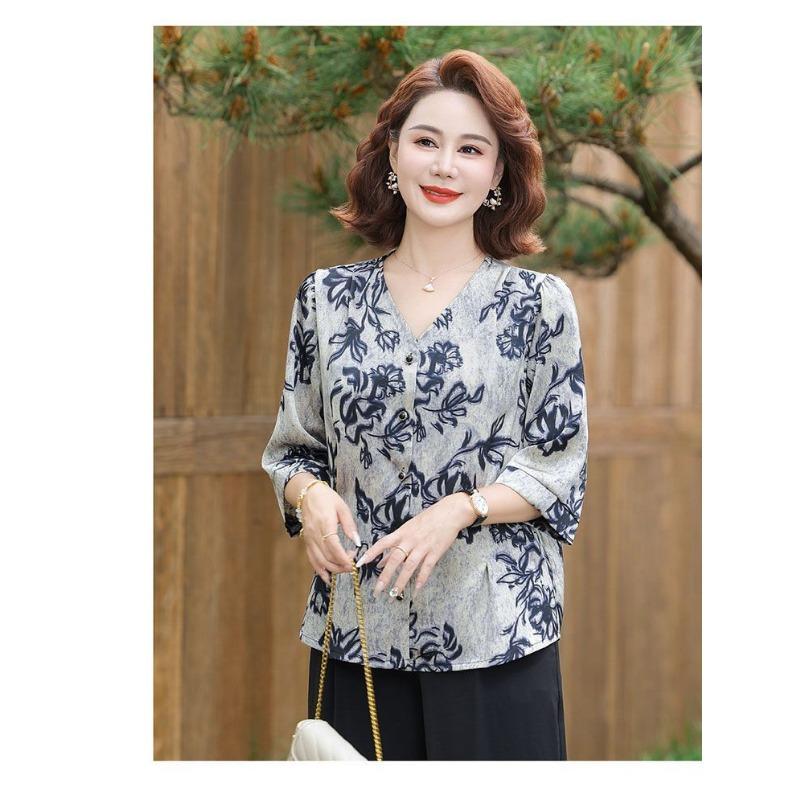 Temperament Middle-aged and Elderly Summer Floral Tops Fashionable Three-quarter Sleeve Cardigans Versatile