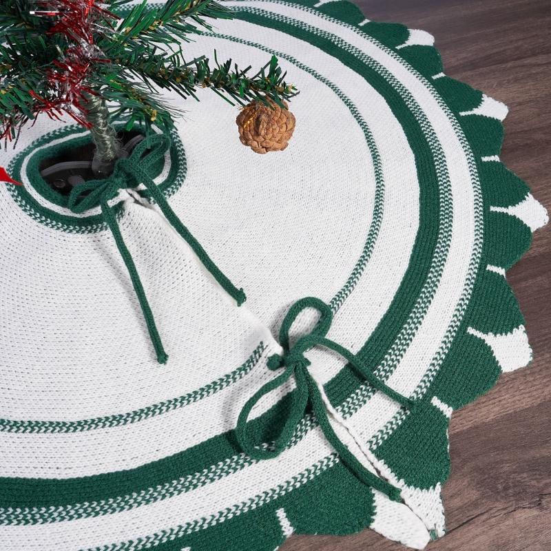 Knitting Christmas Tree Skirt Tree Ground Cover 71cm with Button Fastening for Seasonal Holiday Festival Decors
