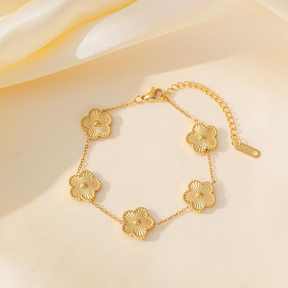 ALTERA Hot Selling Stainless Steel Luxury Five Leaf Flower Bracelets Gold Plated Clover Charm Bracelet Zircon for Women Gift