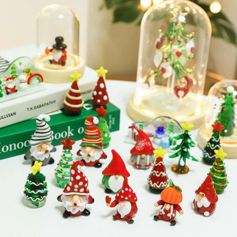 1PC Cartoon Image Handcrafted Fairy Garden Exquisite Glass Cute Christmas Tree Ornament Mini Santa Claus Figurines Desk Ornaments