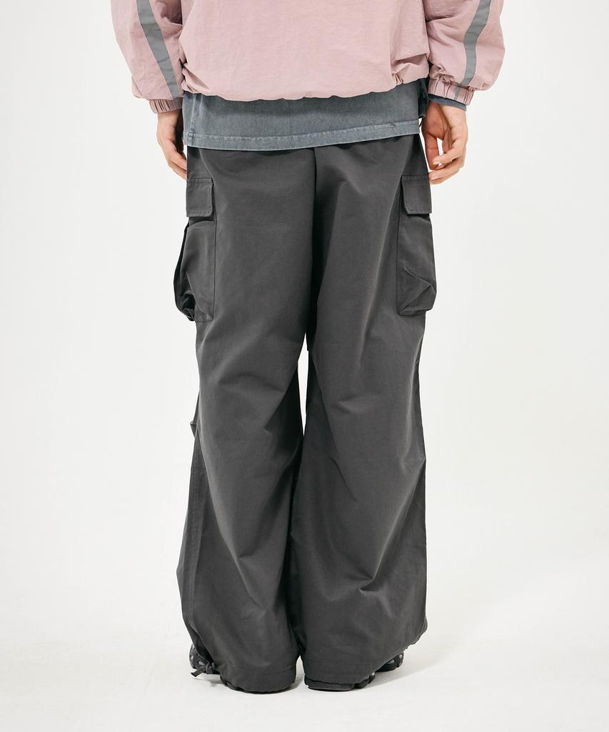 PHYSICAL DEPARTMENT Cotton Twill Cargo Pants_Green Beige