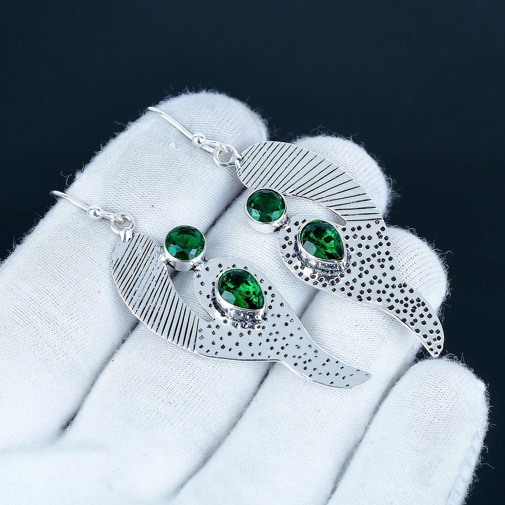 Zierliche grüne Turmalin Edelstein Ohrringe, 925 Sterling Silber Ohrringe, handgemachte Boho Silber Schmuck Ohrhänger, Verlobungsgeschenk