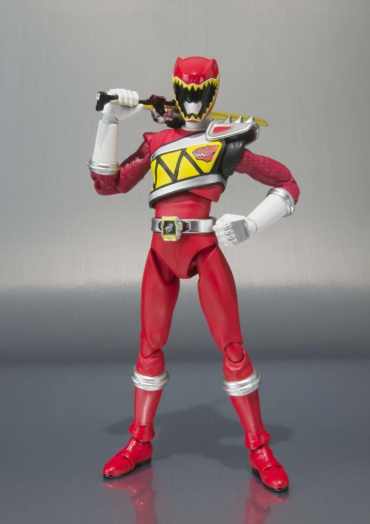 TAMASHII NATIONS Kyoryu Red S.H.Figuarts