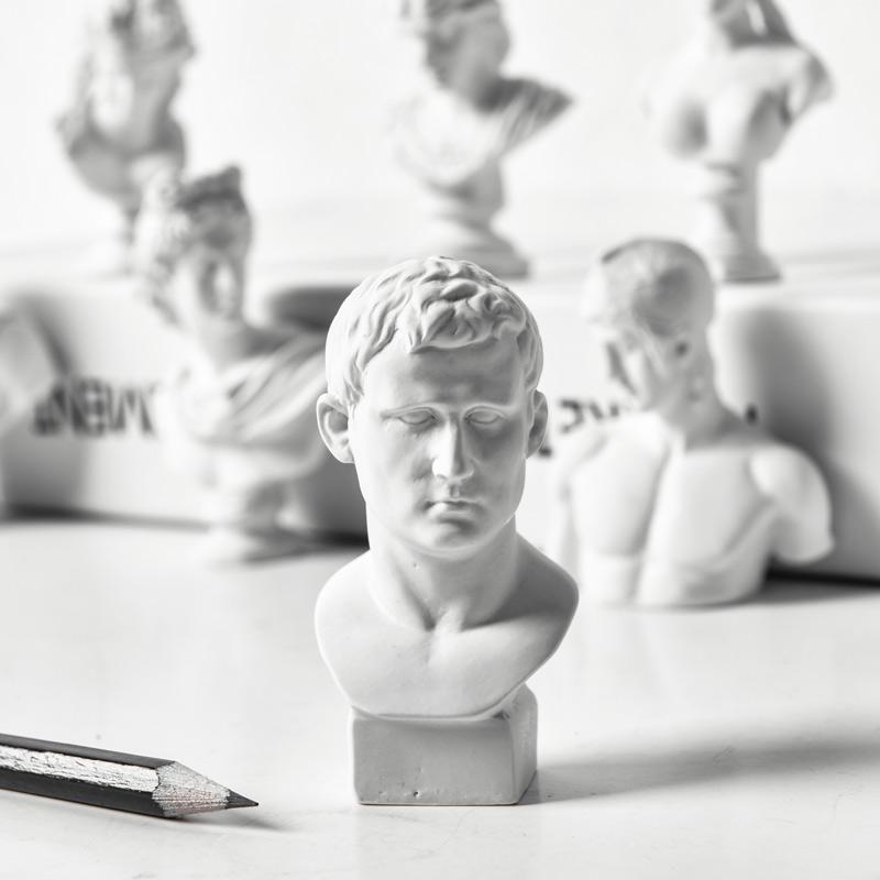 Nordic Retro Imitation plaster Resin Venus God of War Character head sculpture Home decoration crafts Drawing sketch Greek