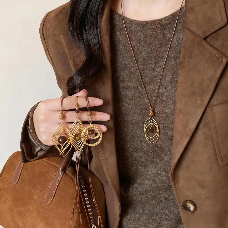 Vintage Brown Tiger Eye Stone Pendant Necklace For Women Fashion Long Rope Sweater Chain Necklaces