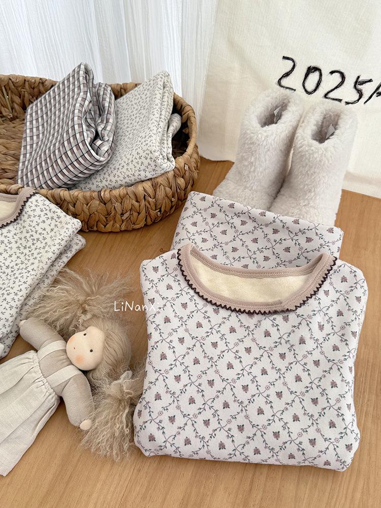 Girls' 2025 Winter Pajama Set: Korean-Style Floral, Fleece-Lined, Comfortable Home Wear