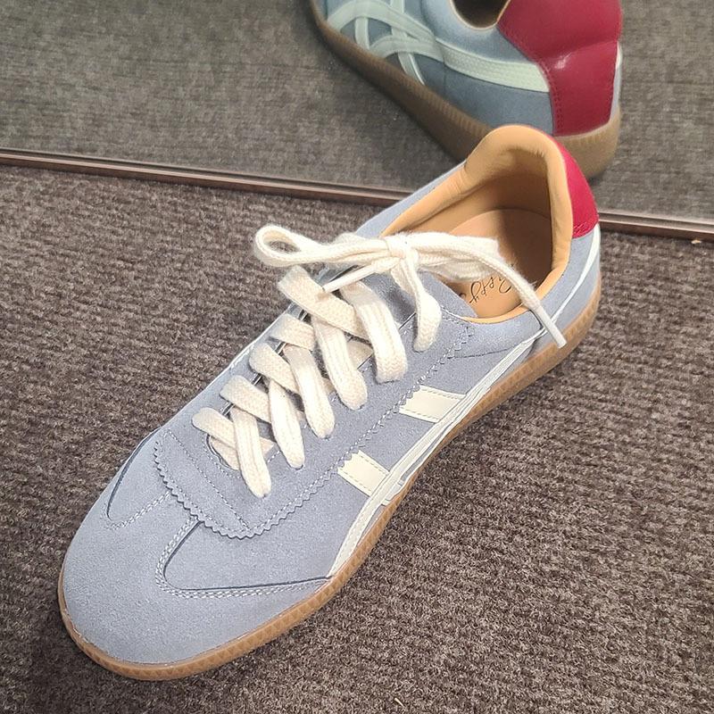 

Ретро повседневные платформенные кожаные женские туфли в студенческом стиле на шнуровке, спортивные кеды для скейтборда, новые маленькие белые туфли 40 серо голубой