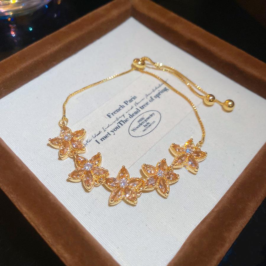 Korean Style Zirconia Flower Bracelet - Elegant, Fashionable, and Exquisite Hand Jewelry