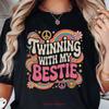 Twinning With My Bestie T Shirt Matching Best Friends Match Vintage Soft Fashion Streetwear Homme Top For Everyday Wear