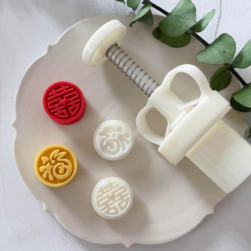 20g Plastic Mooncake Mould Chinese Words Shaped Mooncake Stamp DIY Kitchen Baking Accessories for Mid-Autumn Festival
