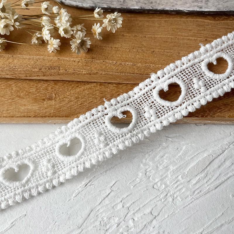 Japanischer weißer Spitzenbesatz aus Baumwolle mit Stickerei für selbstgemachte Kleidung – Materialien für Accessoires aus hohler Schleife für Röcke