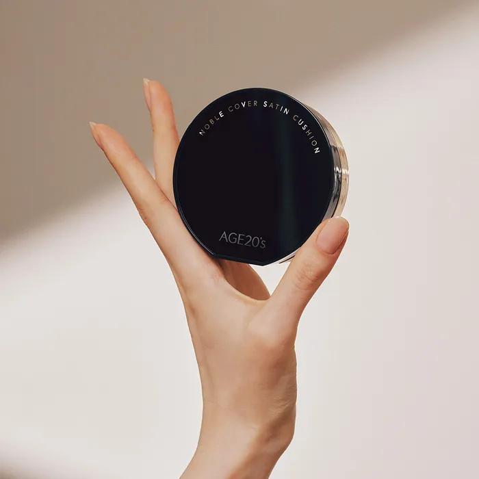 Noble Cover Satin Cushion (Main Product + Refill)