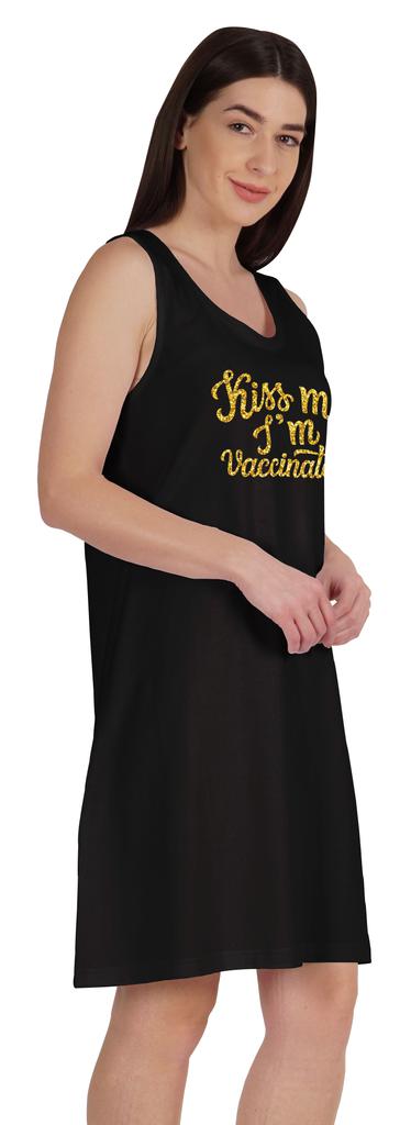 Inkmeso Kiss Me I  M Vaccinated T-shirt Funny Pro Vaccine Summer Scoop Neck