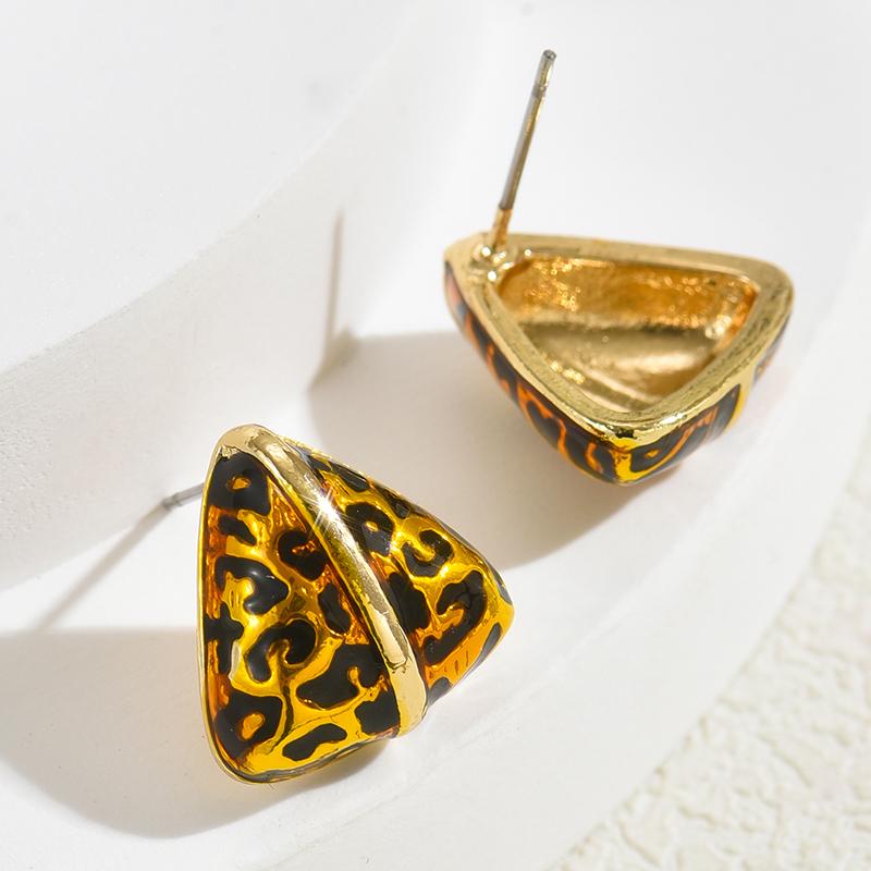 Geometric Triangle Leopard Enamel Clip on Earrings Non Pierced for Women Painless Fashion Stud Earrings Jewelry Accessories