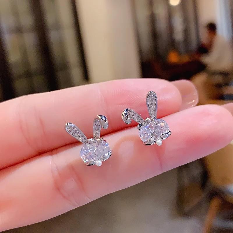 Cute Rabbit Stud Earrings with Round Imitation Pearl Gold Color/Silver Color Exquisite Ear Accessories for Women Jewelry