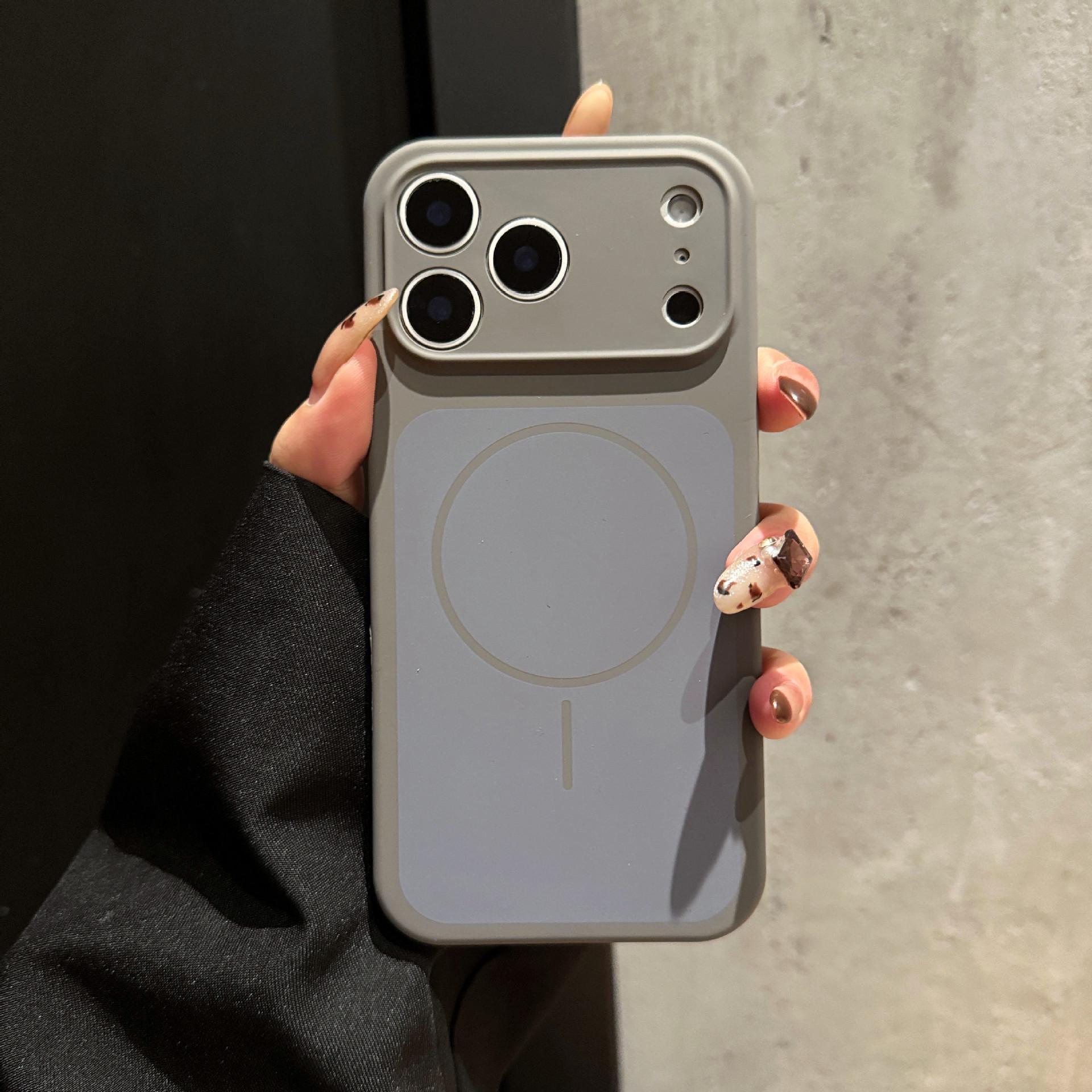 iPhone 17 Pro Dual-Color Liquid Silicone Magnetic Case with Full Lens Coverage iPhone 17