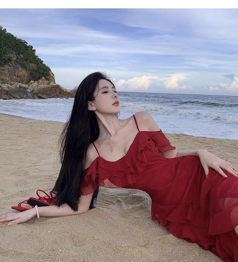 French Retro Red Spaghetti Strap Ruffle Dress - Women's Summer Beach Vacation Elegance
