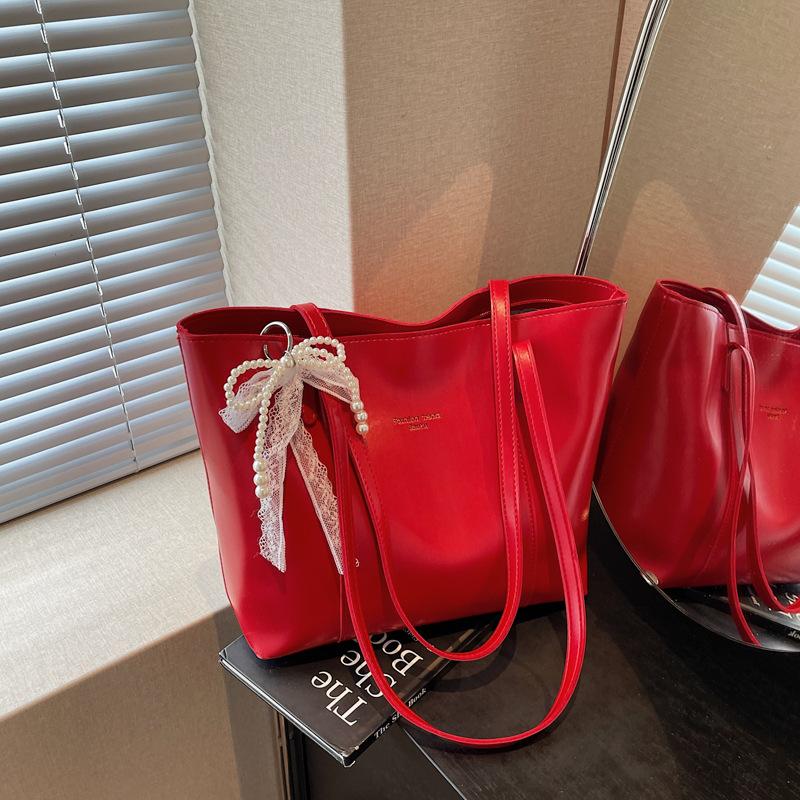 

Retro large-capacity tote bag, summer new shoulder bag, silk scarf, premium commuter bag бордовый