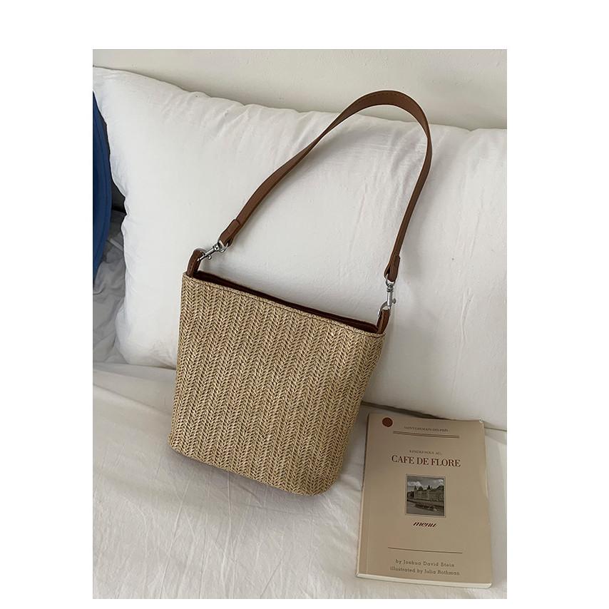 IELGY Seaside Beach Straw Bag Summer All-Match Cross-Body Contrast Color Woven Bucket Bag