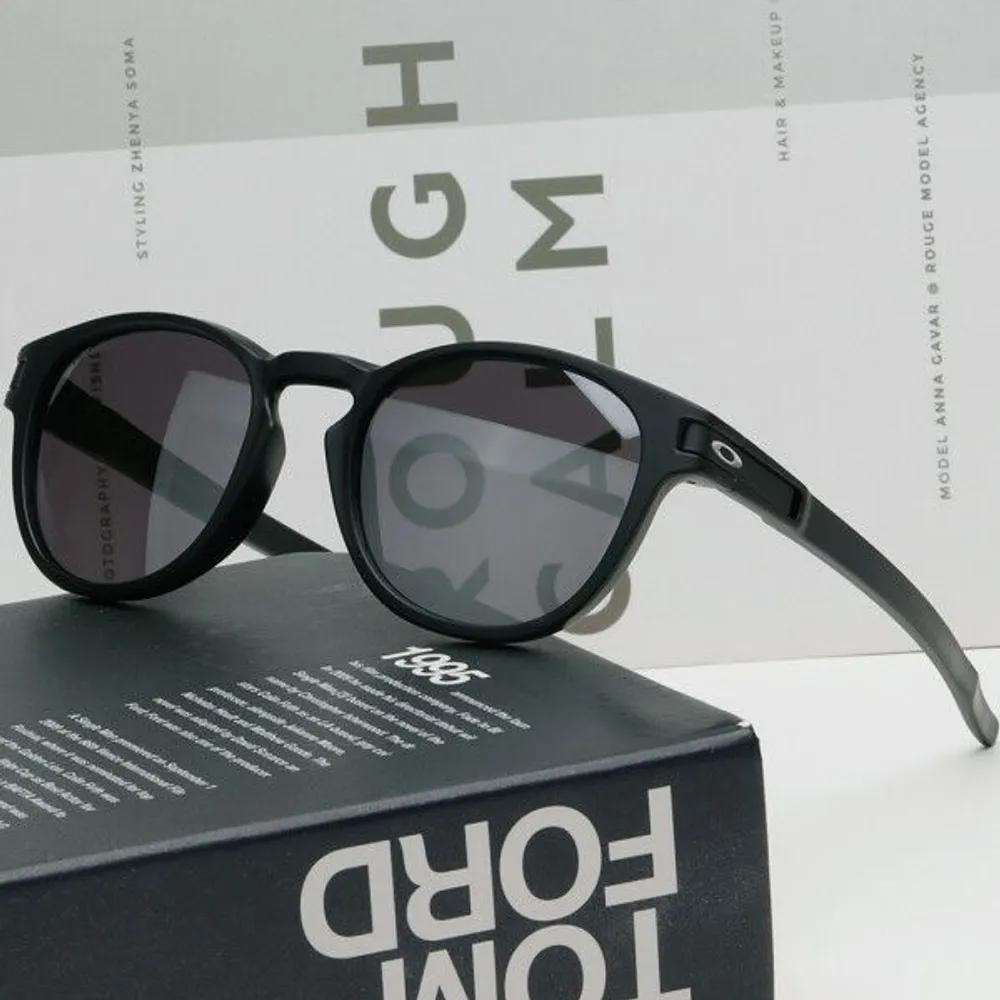 Oakley Prism Sunglasses Latch Round Black Horn-rimmed Sports Fashion Hiking Fishing OO9349 11