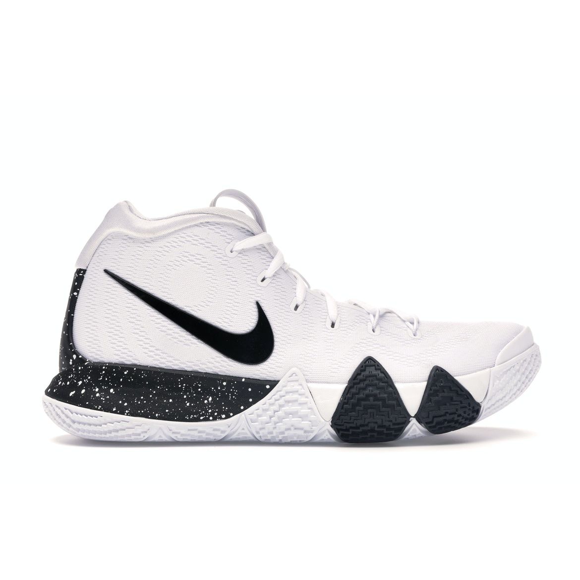 

Мужские кроссовки Nike Kyrie 4 белые черные AV2296-100