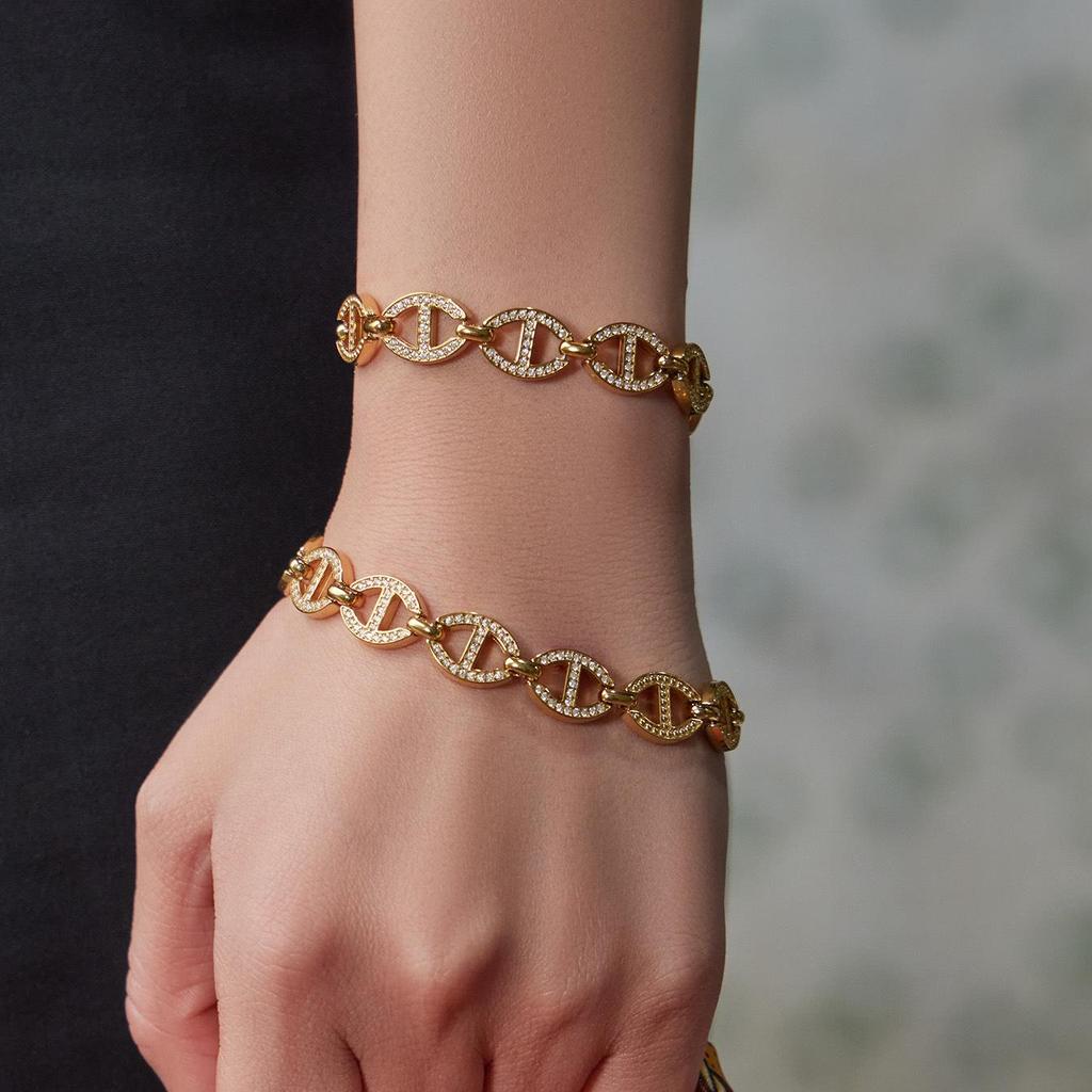European & American Fashion 18K Gold-Plated Jewelry Set: Ultra-Sparkling Diamond Design with Necklace, Bracelet, and Earrings.