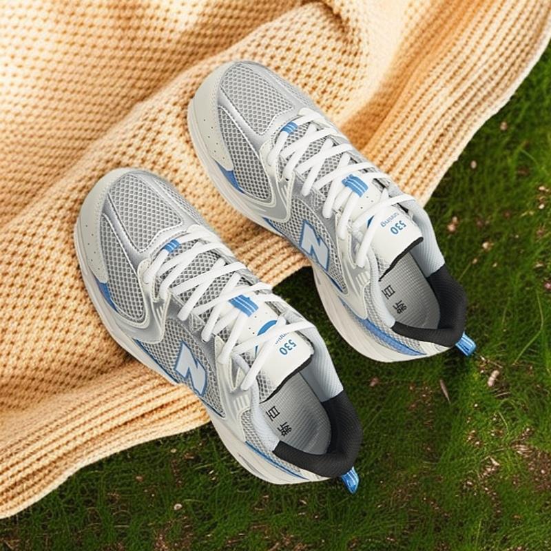 Women Mesh Flat Shoes Autumn New Fashion Tennis Thick Soled Lace Up Casual Breathable White and Black Sneakers 530