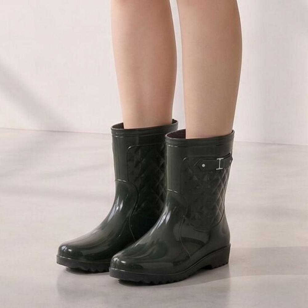 DeSire RoSe Women S gloSSy Belted Mid Calf Rain bootS
