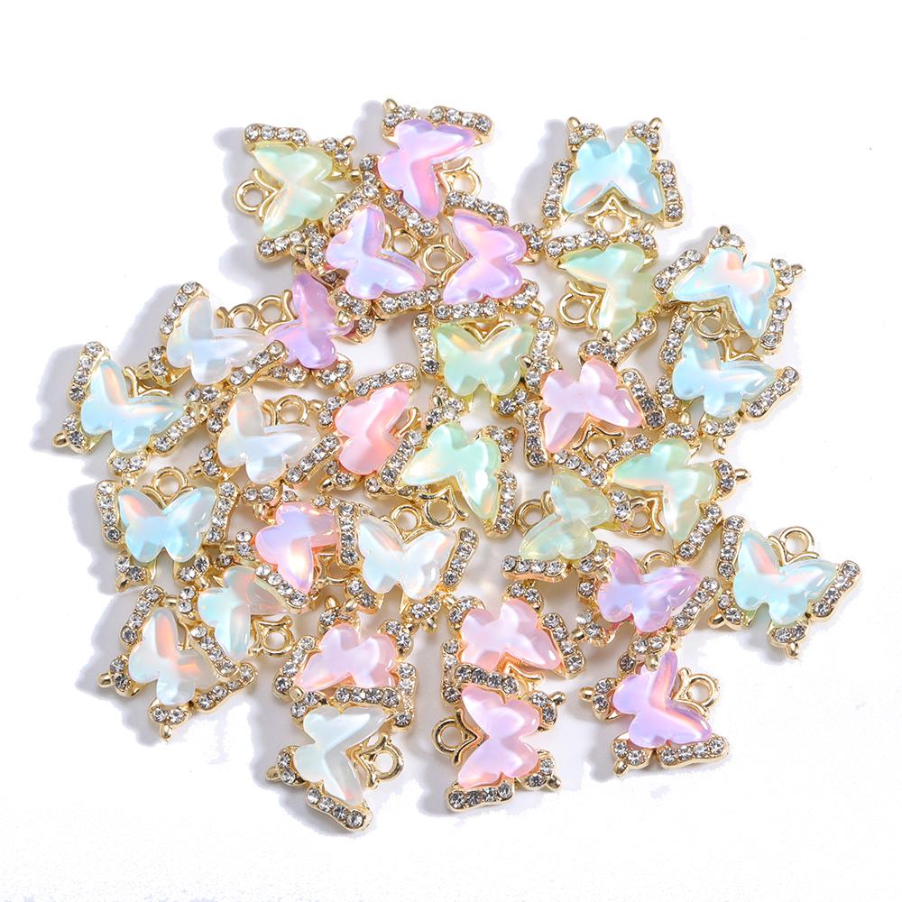 10Pcs Fashion Colorful Crystal Butterfly Pendant Shiny Zircon Charms For Korean Women Necklace Choker Jewelry Accessories Wholes