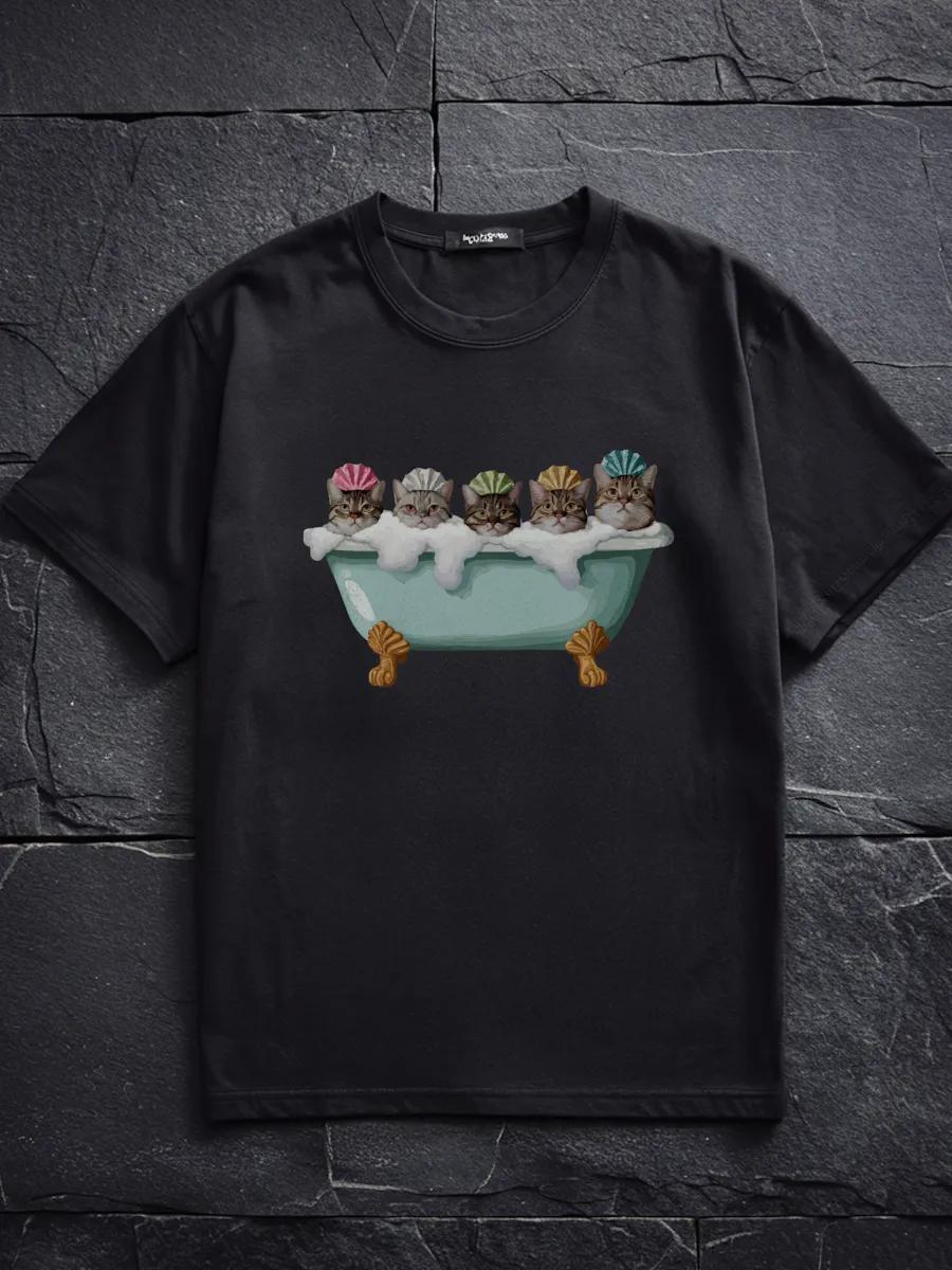 Oversized black T-shirt with Kitties in bathroom y2k print 4XL