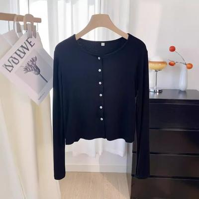 Early Spring New Black Knitted Cardigan Women's Short Jacket Casual Versatile Top