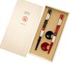 Wajima Lackware Essstäbchen-Paar und Essstäbchen-Reste in einer Paulownia-Holzbox - Design „Abendmond“,