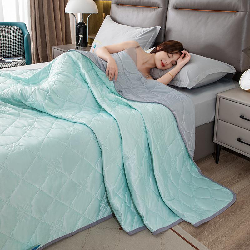 Ice Cream Summer Cool Quilt Class A Machine Washable Air Conditioning Quilt Cool Silk Single Double Summer Quilt