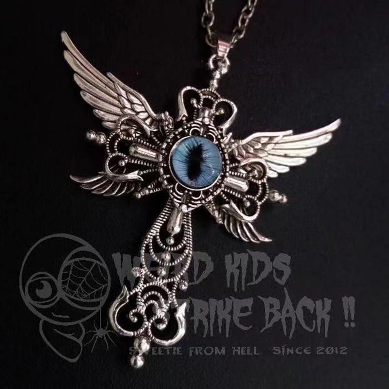 Natural Blue Devil's Eye Pendant Ornament Creative Devil Wings Cross Necklace