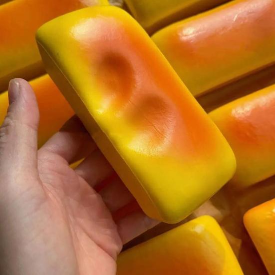 Sticky Stress Relief Toy Slow-Rise Rice Cake for Sensory Play And Anxiety Relief Stretchy Fidget Toy for All Ages