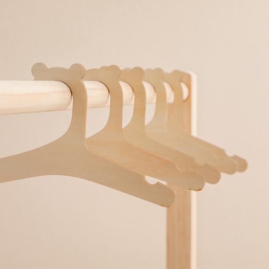 10Pcs Baby Clothes Hangers Wooden Cute Animal Shape Hangers Anti-Slip Clothes Hangers for Nursery Wardrobe Storage Toddlers Clothes