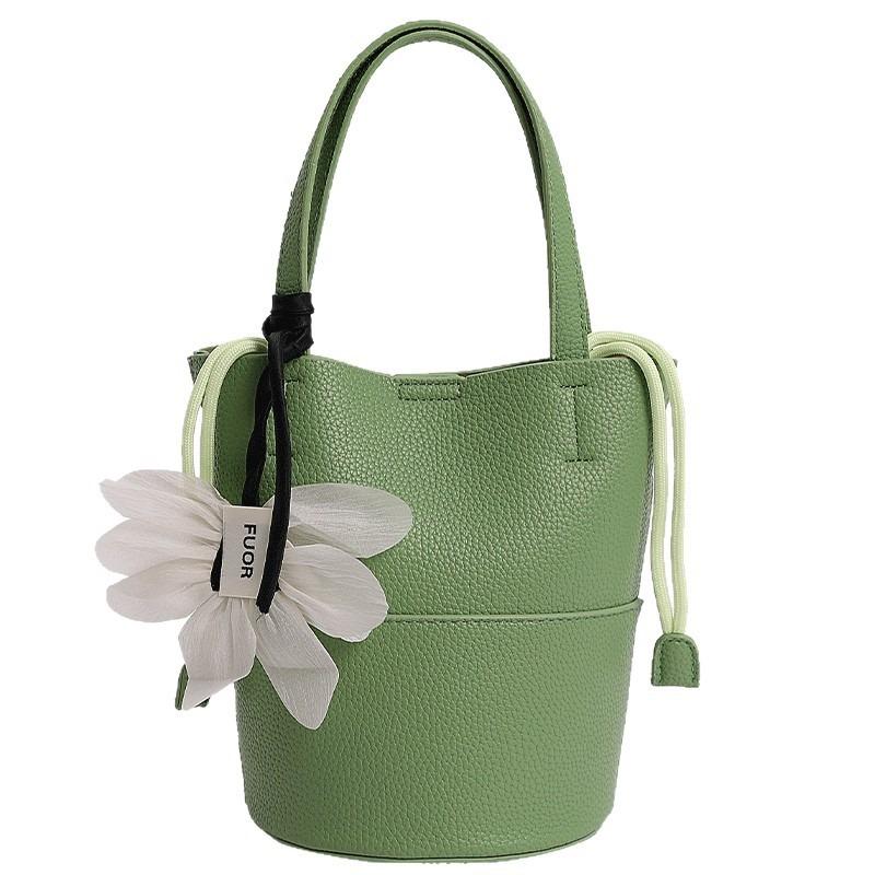 Handbag sense fashion shoulder commuter bag women's summer new versatile messenger popular bucket bag