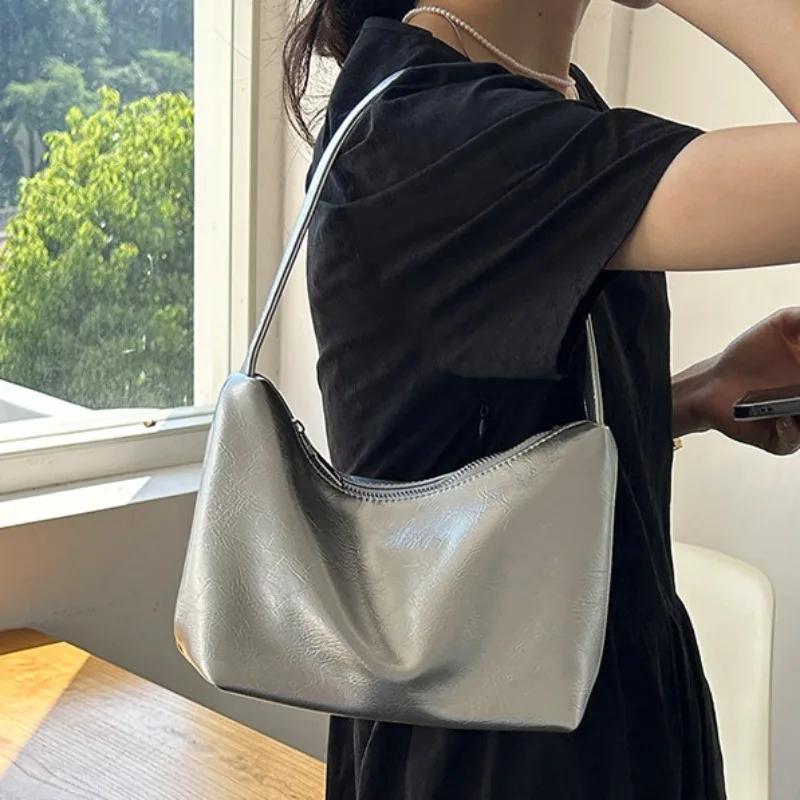 

South Korea Niche Design Underarm Bag Ins Fashion Small Bag Women 2024 Simple Silver Handbag Shoulder Bag Purses and Handbags