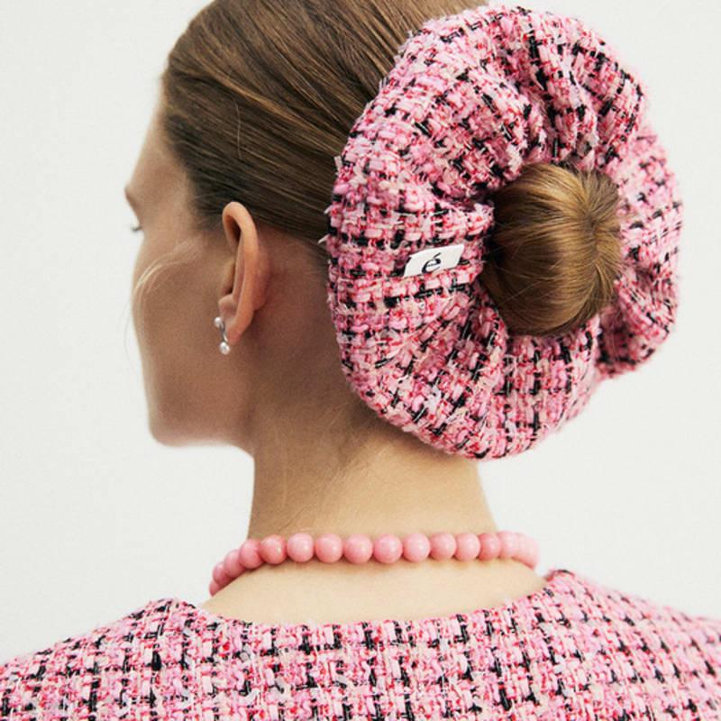 

comelico atelier Tweed Scrunchies (5 Colors) 2. Navy - Product only