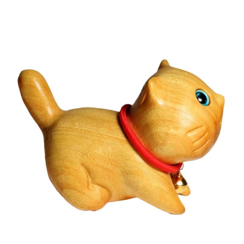 Geschnitzte Sandelholz-Figur einer selbstbewussten Katze: Süßes Cartoon-Kätzchen Handgefertigtes Geschenk