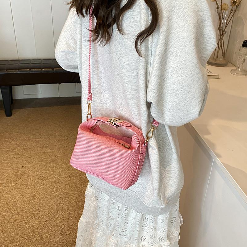 Chic 2024 Summer Fashion Pu Shoulder And Crossbody Bag With Elegant Stitching
