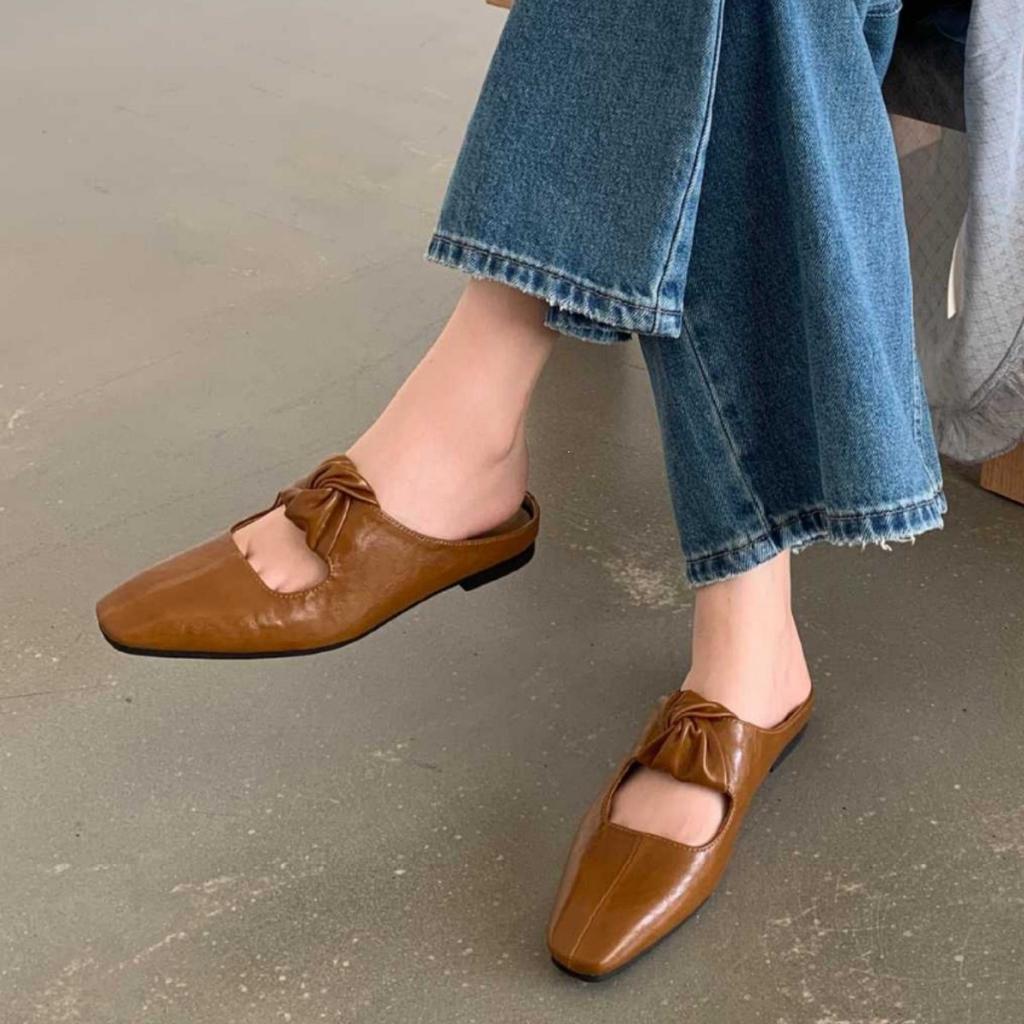 Retro Square Head Slope Heel Silver Bag Head Half Slippers Women'S Outer Wear Spring And Summer Thick Heel One Pedal
