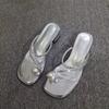 Vintage gentle pearl one-word strap sandals 2025 summer beach shoes outer wear
