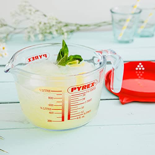 Synergy Trading Pyrex Measuring Cup with Lid and Handle, Heat-Resistant, 1.0L, Red