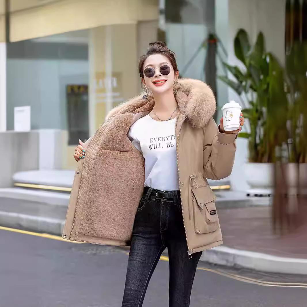 

2024 Women s Plus Size Mid-Length Fleece-Lined Parka - Winter Cotton Coat, Thickened Casual Waist-Slimming Jacket 3XL кавовий