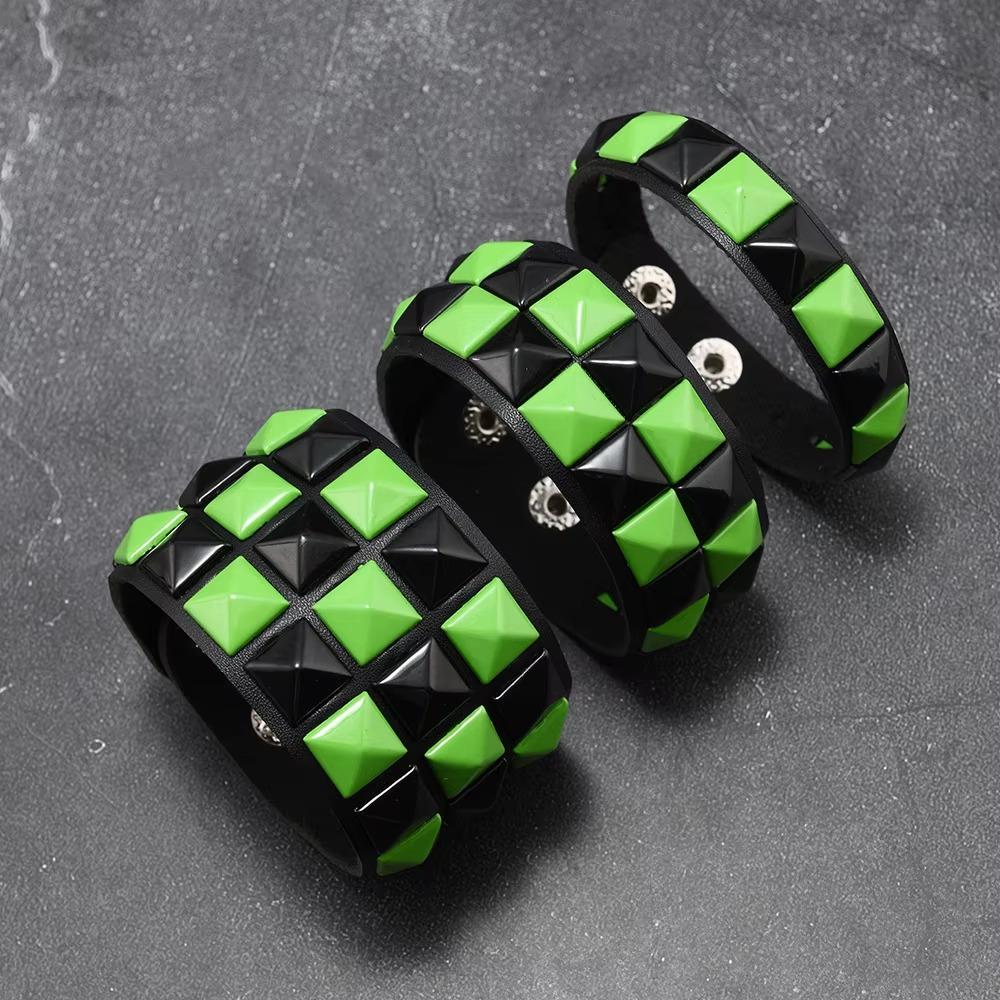 Rock Big Wide Bracelet Contrasting Gothic Punk Bracelet Rivets Leather Wristband Christmas Party black green