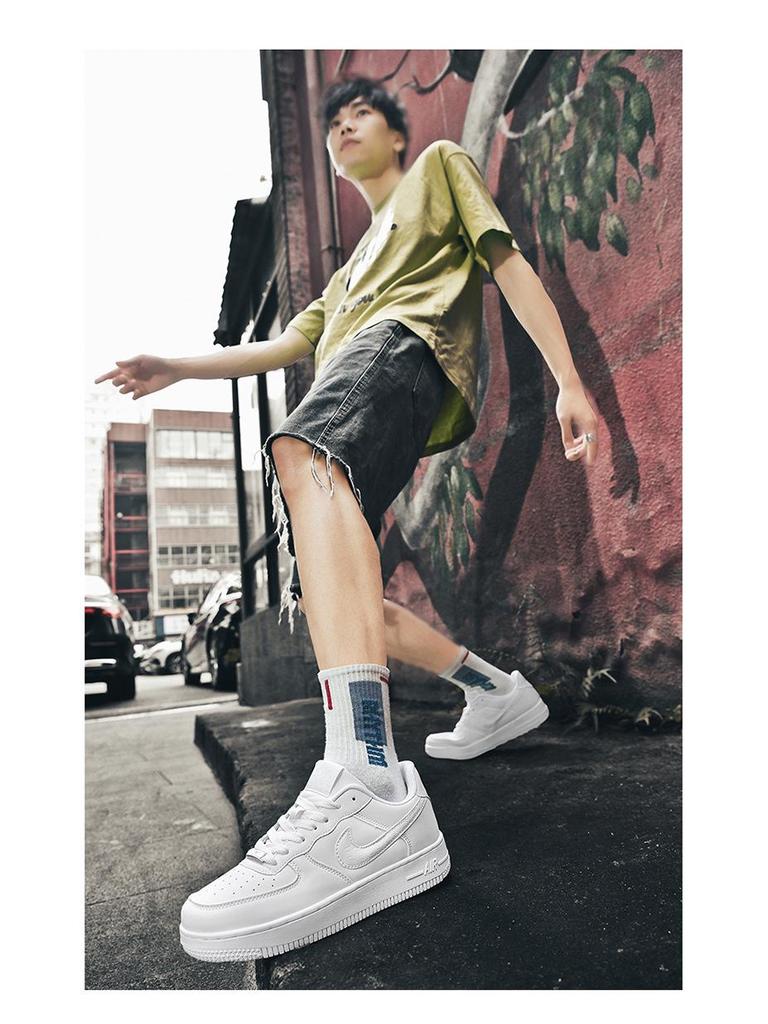 נעלי סניקרס יומיומיות רב-תכליתיות Putian AJ Air Force 1 נמוכות לבן/שחור/זהב לגברים ונשים