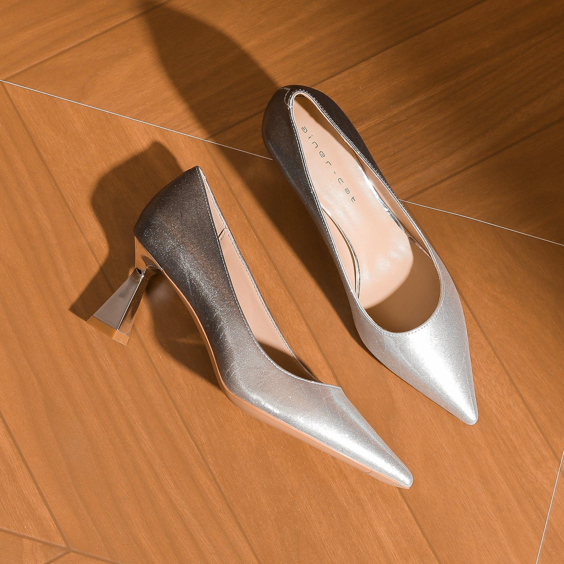 

75332 [овчина] туфли на высоком тонком каблуке женские весна 2025 новые французские с плавным переходом острый носок с неглубоким вырезом одинарные туфли 39