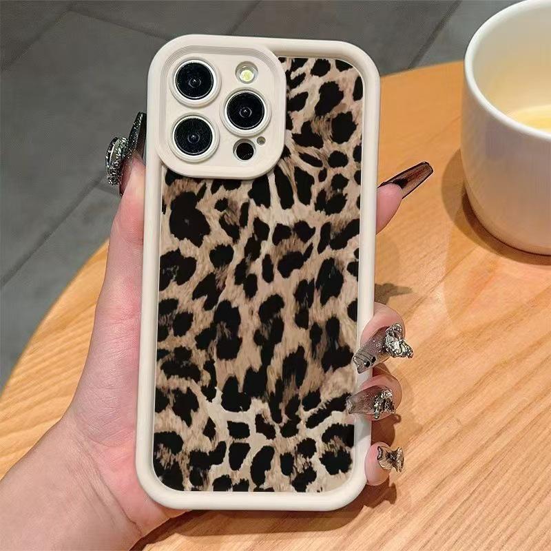 Leopard Print Phone Case for iPhone: Fits Apple 15Pro, 17, 16, 14, 13